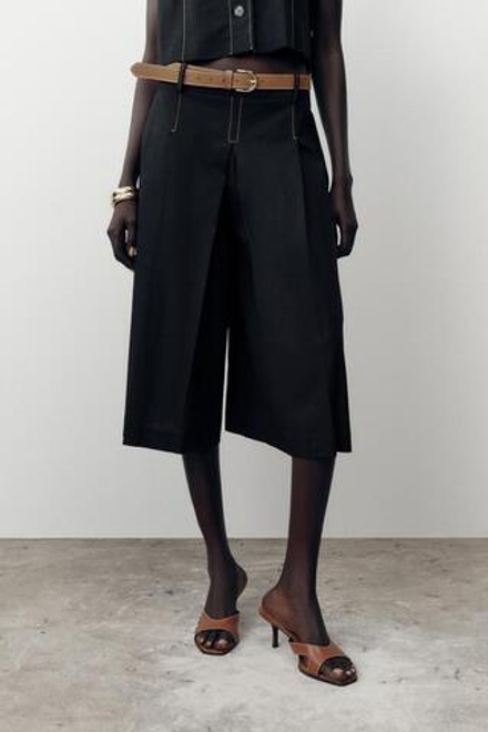 ZARA ДЛИННЫЕ БЕРМУДЫ СО СКЛАДКАМИ И РЕМНЕМ, ЧЕРНЫЙ