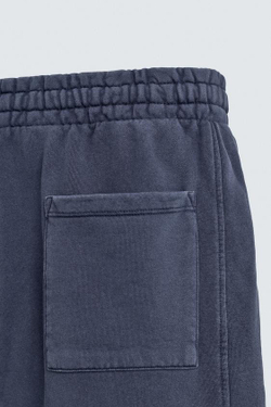 ZARA БАЗОВЫЕ ШОРТЫ-ДЖОГГЕРЫ С ЭФФЕКТОМ ПОТЕРТОСТИ, ЯРКО-СИНИЙ