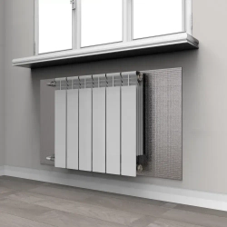 Экран универсальный теплоотражающий с алюминиевым покрытием. Этикетка с лицевой стороны!