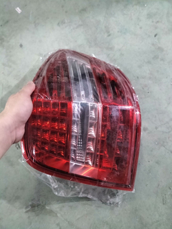 Задний фонарь (левый/правый) Mercedes-Benz ML350/ML320/ML300 оригинал