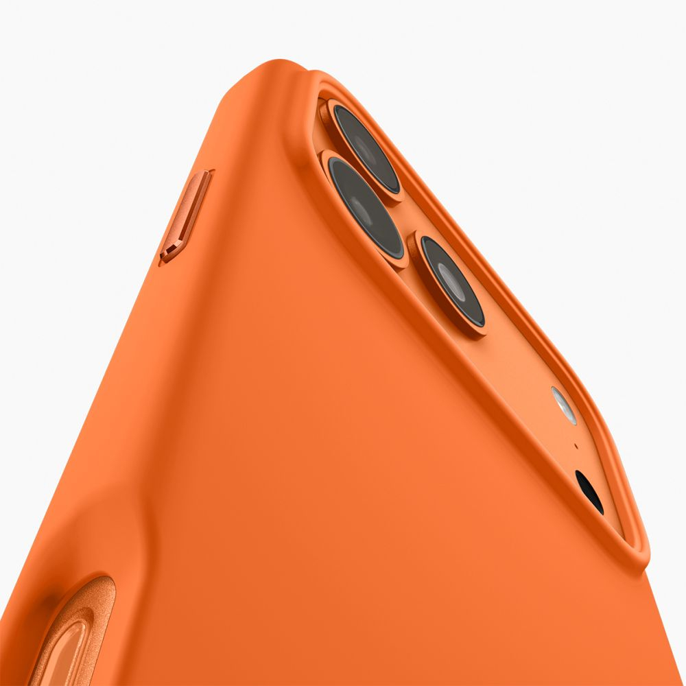 Чехол Spigen Silicone Fit Mag Magsafe для iPhone 17 Pro Max Cosmic Orange