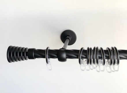 Карниз кованый витой для штор Конус скан d20 однорядный, цвет черный матовый