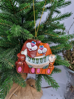 Котики рыбаки ёлочная игрушка из фарфора