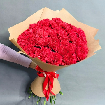 Букет из 39 красных гвоздик