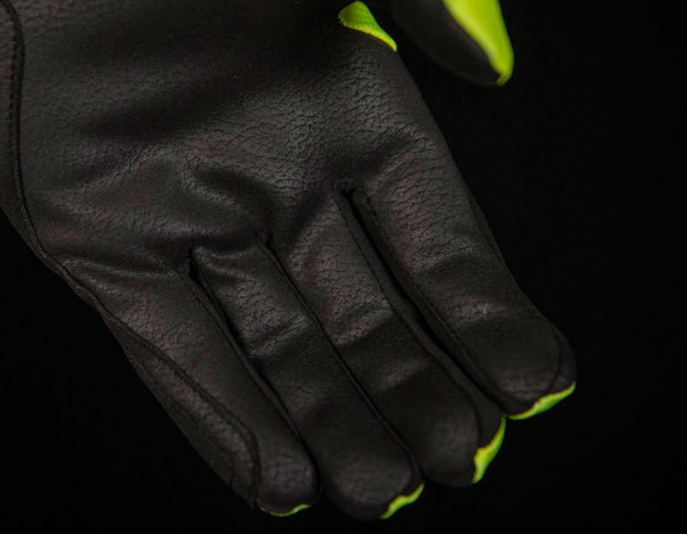 Hooligan / Желтый