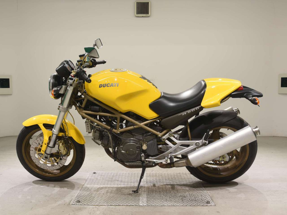 Ducati Monster 900S 042606