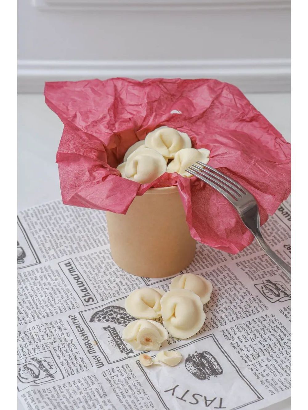 Шоколадные пельмени с фундуком внутри