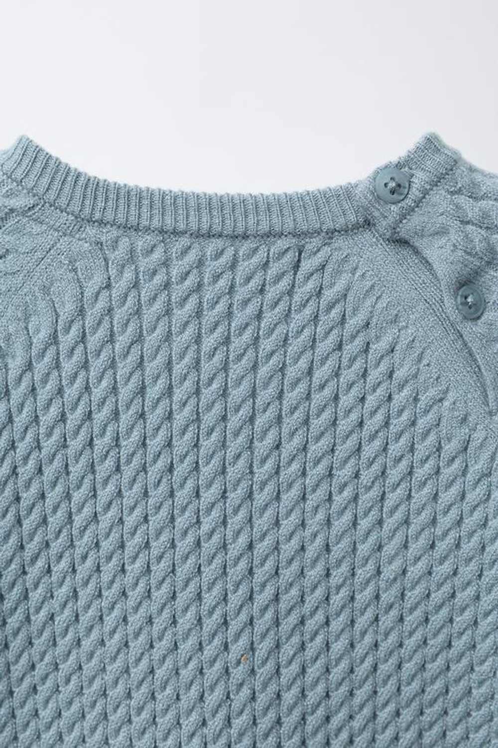 ZARA ВЯЗАНЫЙ ДЖЕМПЕР С УЗОРОМ «КОСЫ», ВЫЦВЕТШИЙ СИНИЙ