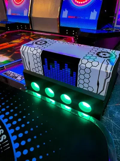 Танцевальный аппарат «Dance Central»