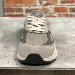 New Balance 990v6 • Gray