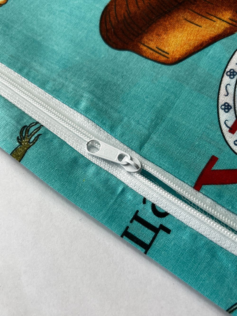 Постельное белье перкаль Сказка "Веселая азбука" 1,5-сп Наволочка 50х70 см 1 шт Простынь на резинке 90x200 см Пододеяльник 145x205 см