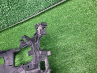 Кронштейн переднего бампера RH BMW 5er G30 (20-23)