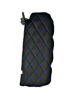 Чехлы на козырьки Kia Rio, Hyundai Solaris (2011-2017) синяя нить Бабочка