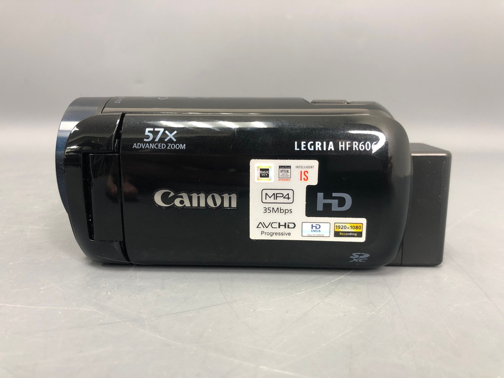 Canon Legria HF R606