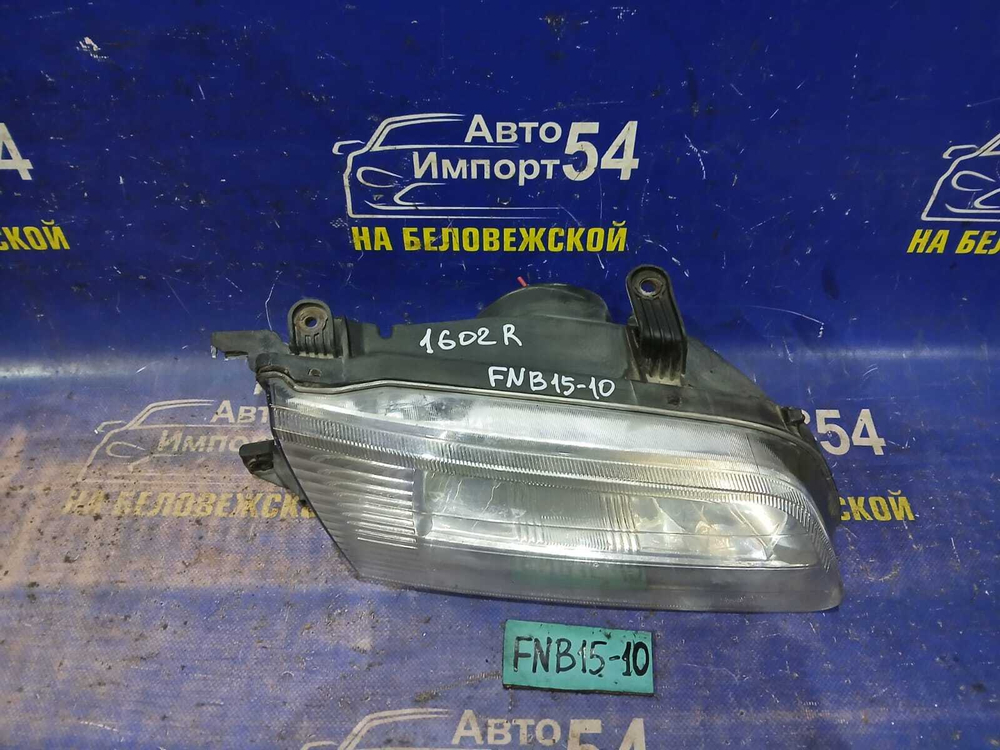 Фара передняя правая NISSAN SUNNY 2000