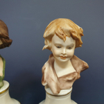 Фарфоровая мануфактура Capodimonte «Мальчик и девочка»