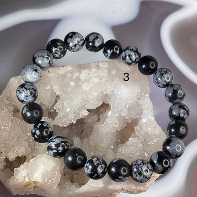 55008  Обсидиан снежный Браслет 8мм