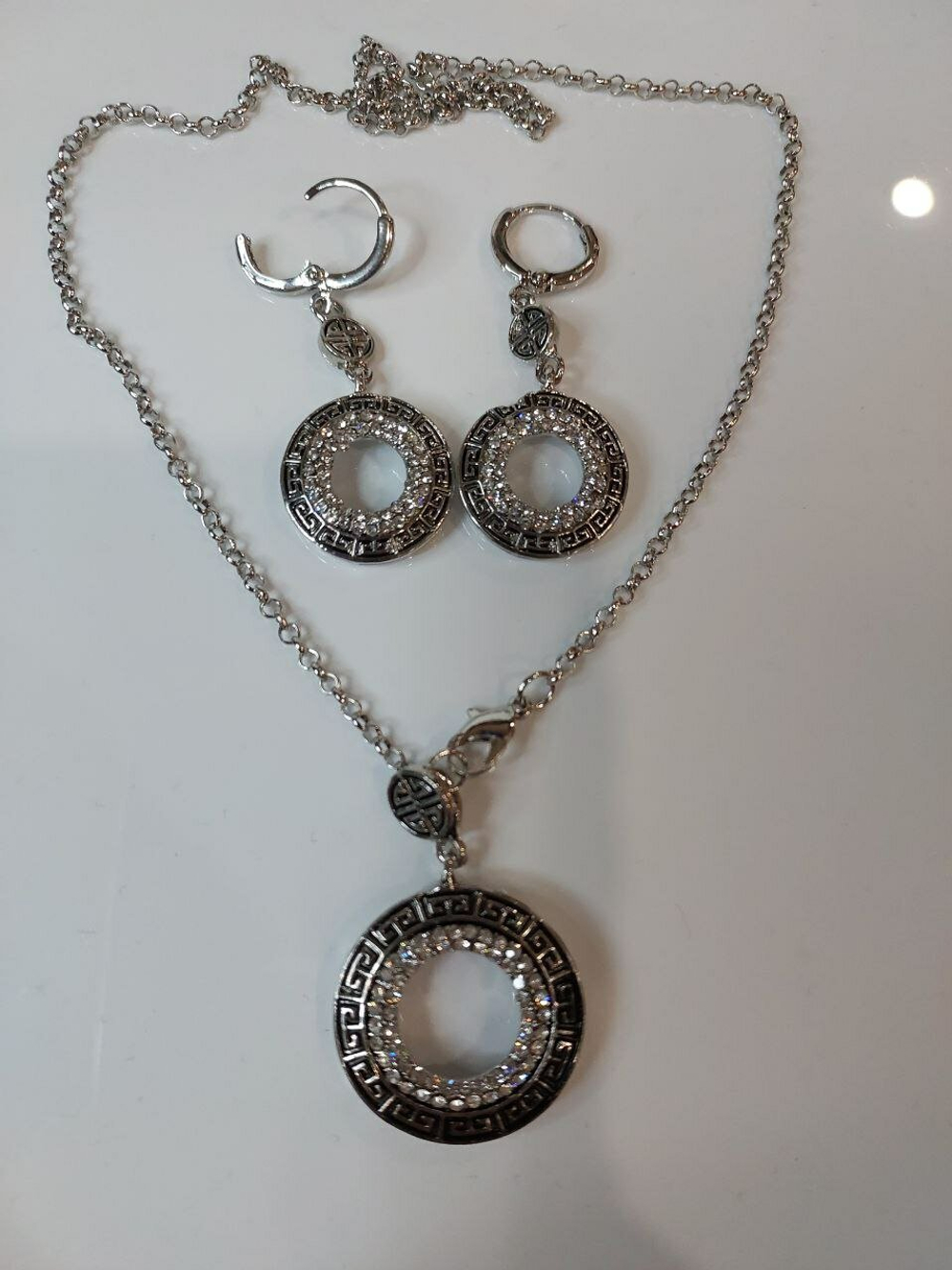 Комплект бижутерии классический женский. В греческом стиле. Набор, комплект серьги с подвесками "Греция"