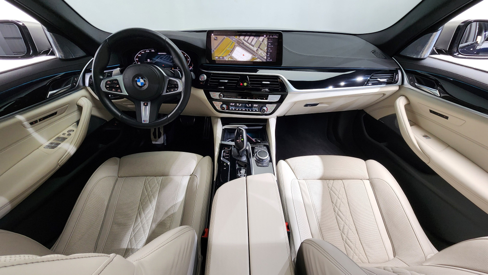 BMW 5 серии (G30) M550i xDrive