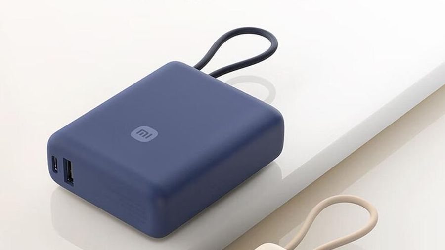 Xiaomi выпустила карманный пауэрбанк со встроенным кабелем