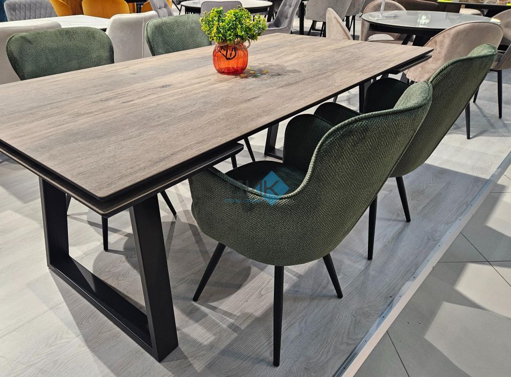 Стул DikLine 503 поворотный опоры чёрные