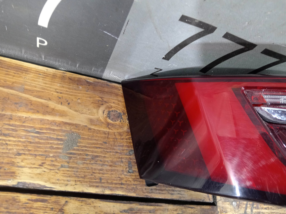 Фонарь задний левый Jetour X90 Plus 21-нв Б/У Оригинал F204433030