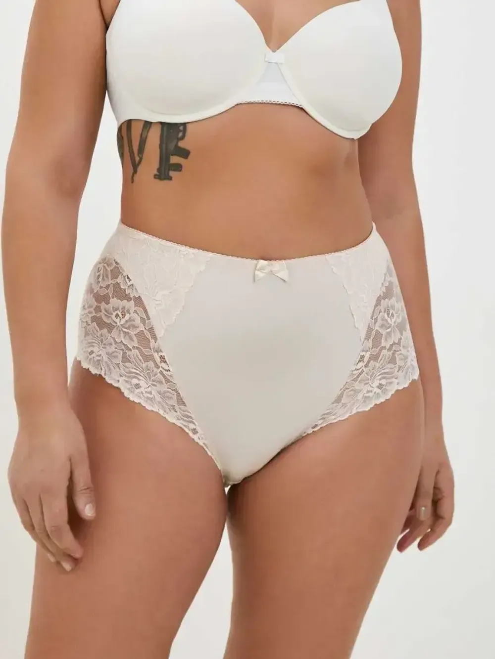 Трусы слипы кружевные