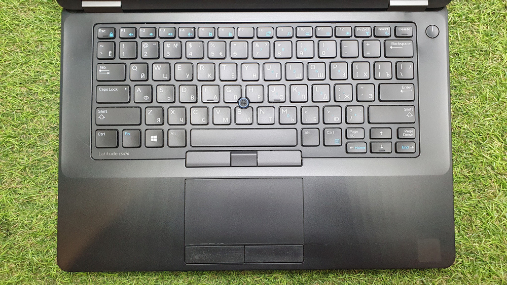 Ноутбук Dell i7-6/8Gb/FHD