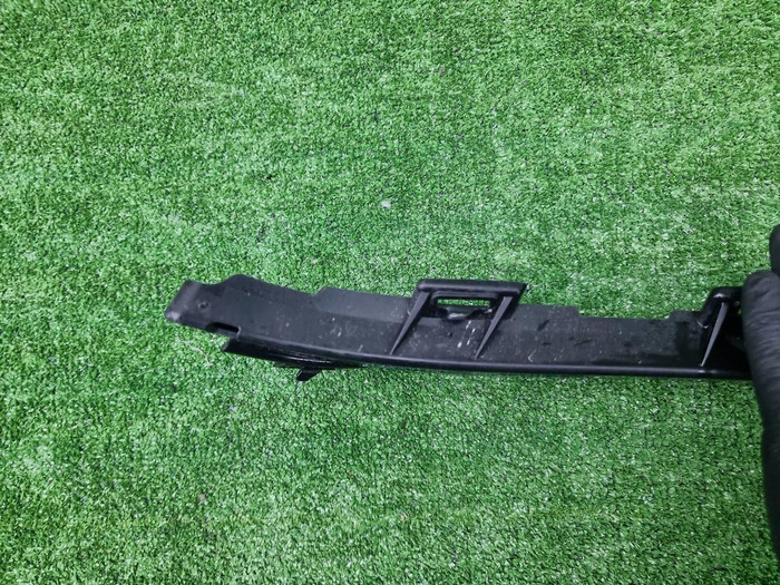 Накладка перед бампера Mercedes GLS X167 23-нв AMG