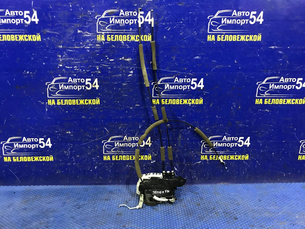 Замок двери передней правой NISSAN SERENA 2016-2022