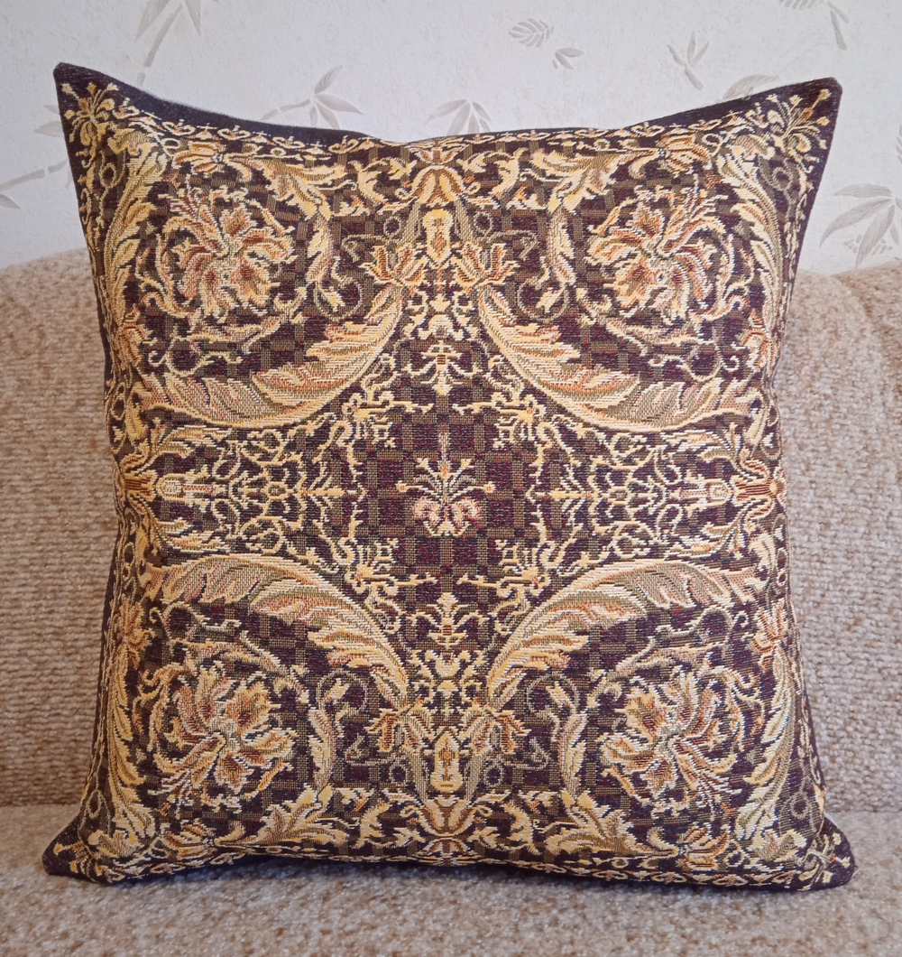 Наволочка гобеленовая декоративная для интерьерной подушки Людовиг 50х50