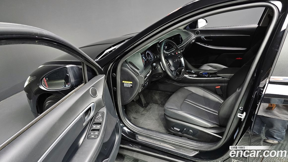 Hyundai Sonata (DN8) 2.0 (03.2020)