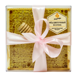 Натуральный мед в сотах HoneyForYou в подарочном оформлении с розовой лентой, 350 г
