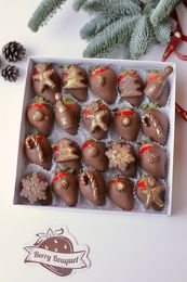 Набор клубники в шоколаде "Новогоднее волшебство"