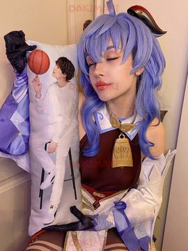 Мини дакимакура Мин Юнги Шуга (Агуст Ди) из БТС | BTS арт. M1087, 60х20 см