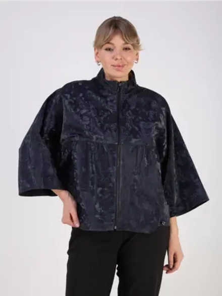 Кожаная куртка демисезонная замшевая с принтом