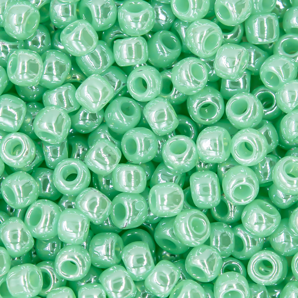 Японский бисер TOHO Round 8/0 (№144), жемчужный глянцевый