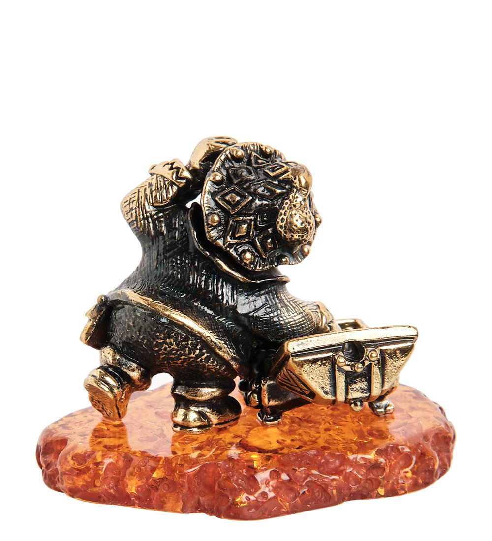 AM-1825 Фигурка «Гном с сокровищами» (латунь, янтарь)