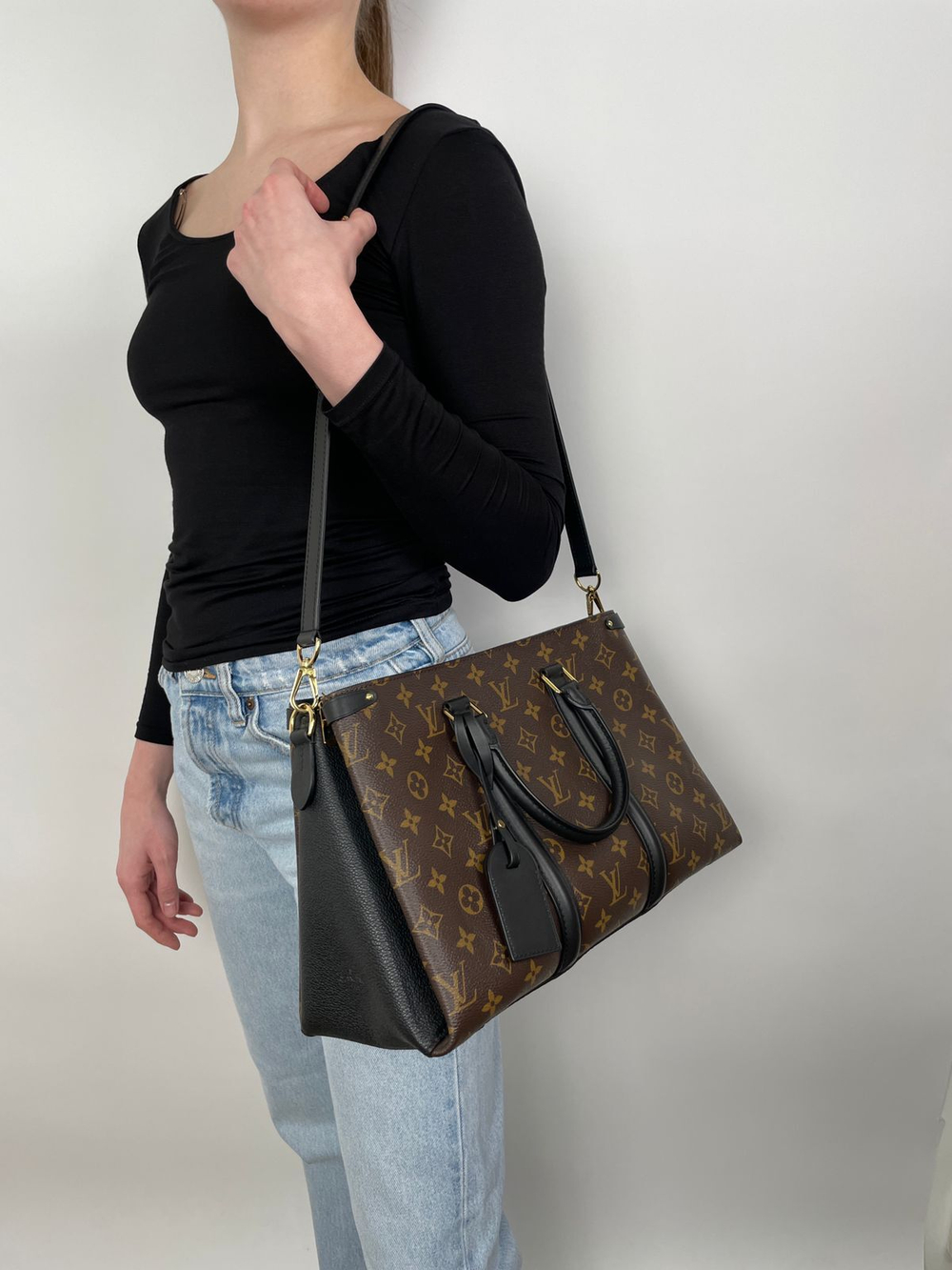 Сумка Louis Vuitton SOUFFLOT BB