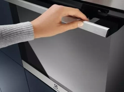 Встраиваемый электрический духовой шкаф Electrolux OEM3H40TX
