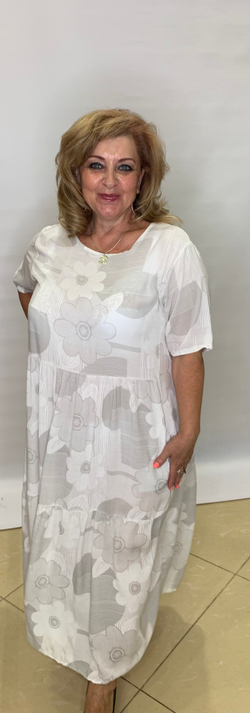 Белое итальянское платье с кармашками