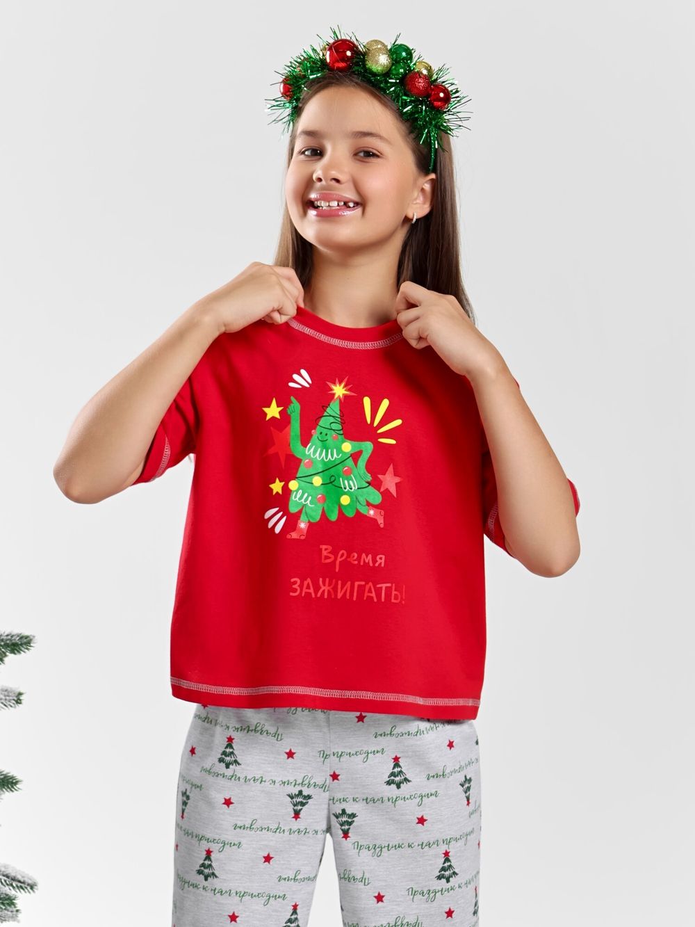 Костюм для девочки Праздник-1.1 Виотекс КРАСНЫЙ