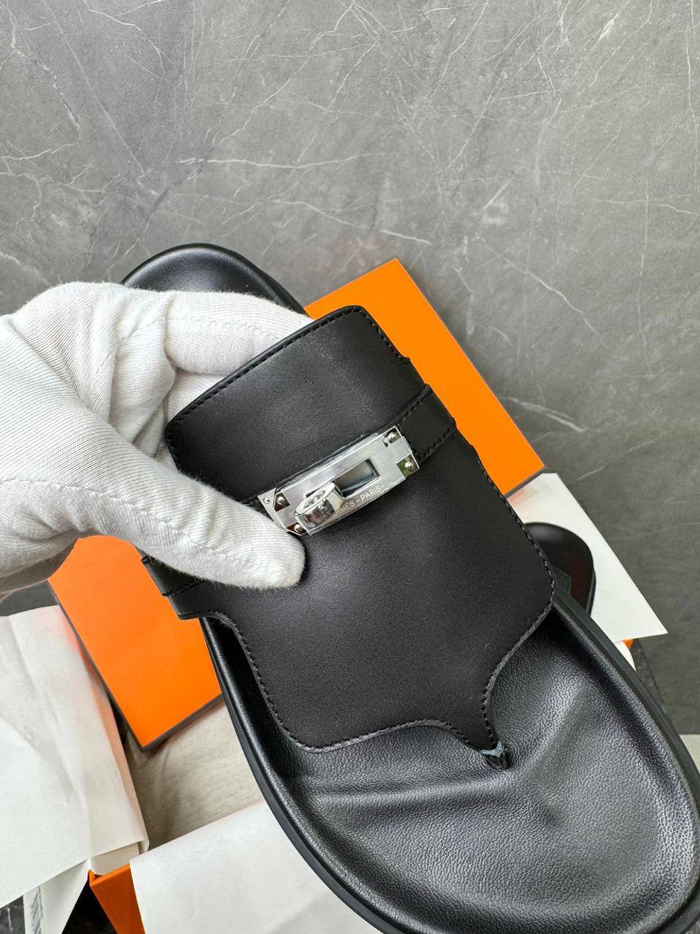 Шлепанцы Hermes, арт. 75381