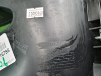 Воздуховод переднего бампера Hongqi E-HS9 (20-нв)