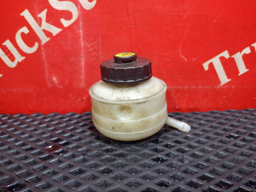 Бачок главного цилиндра сцепления