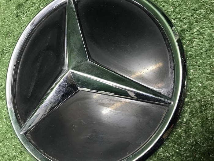 Эмблема решетки радиатора Mercedes GLE V167 18-24