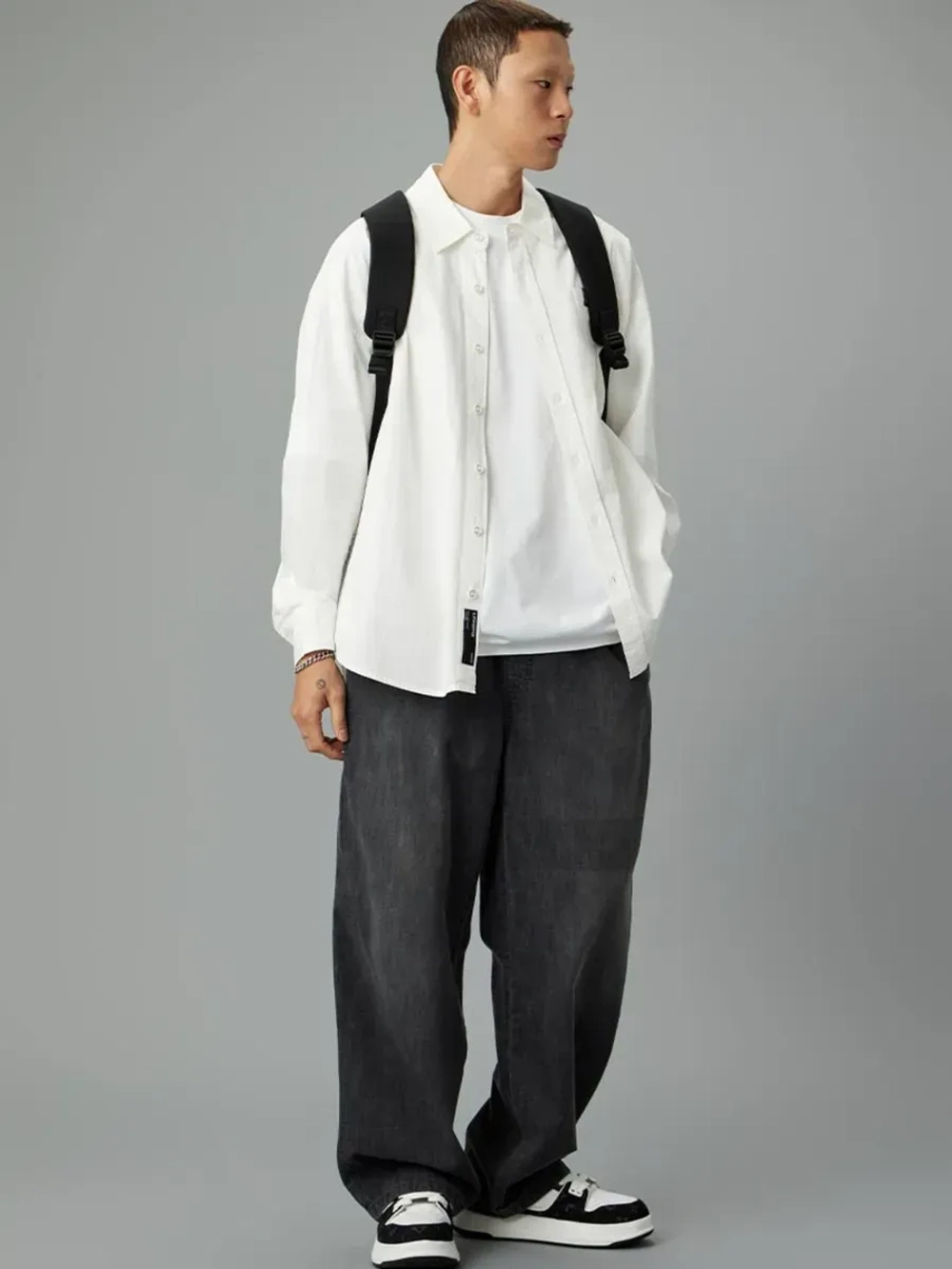 Джинсовые брюки со шнурком