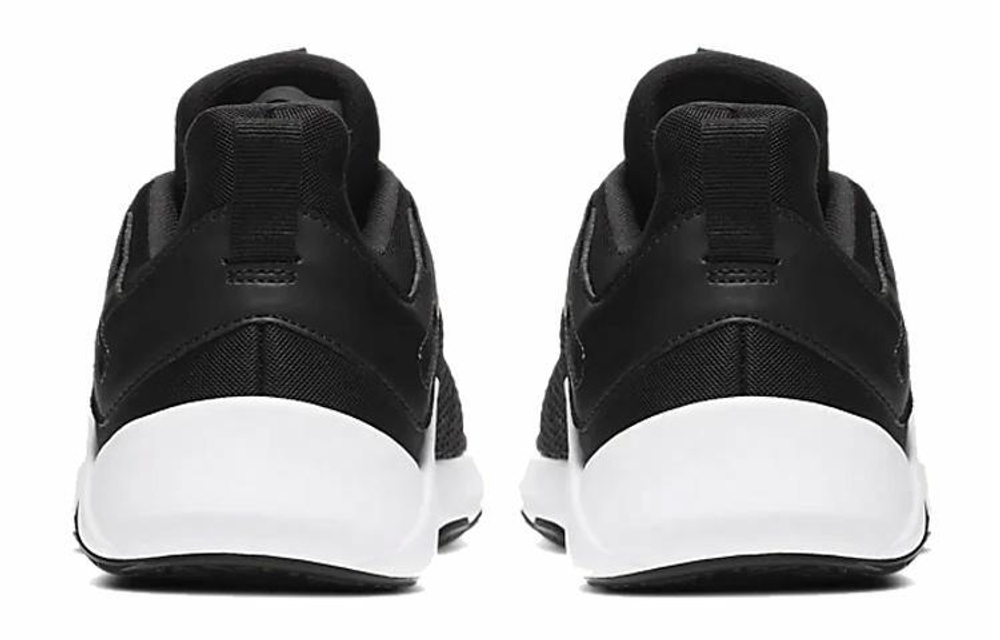 Кроссовки Nike Legend Essential (Женская размерная сетка)