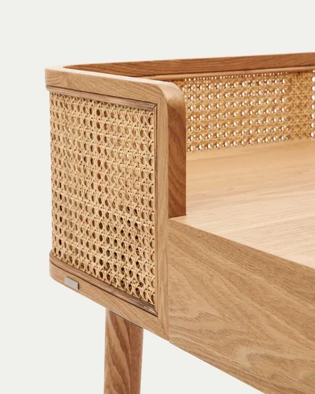 Письменный стол Araxi 105x62 см из массива ясеня и ротанга