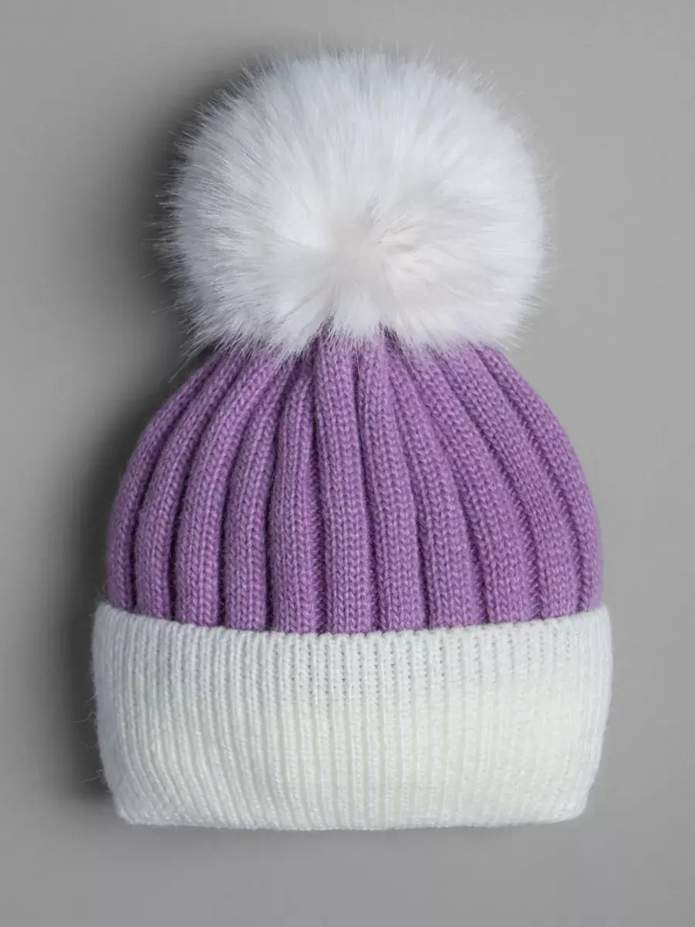 Шапка для девочки зимняя вязаная с помпоном